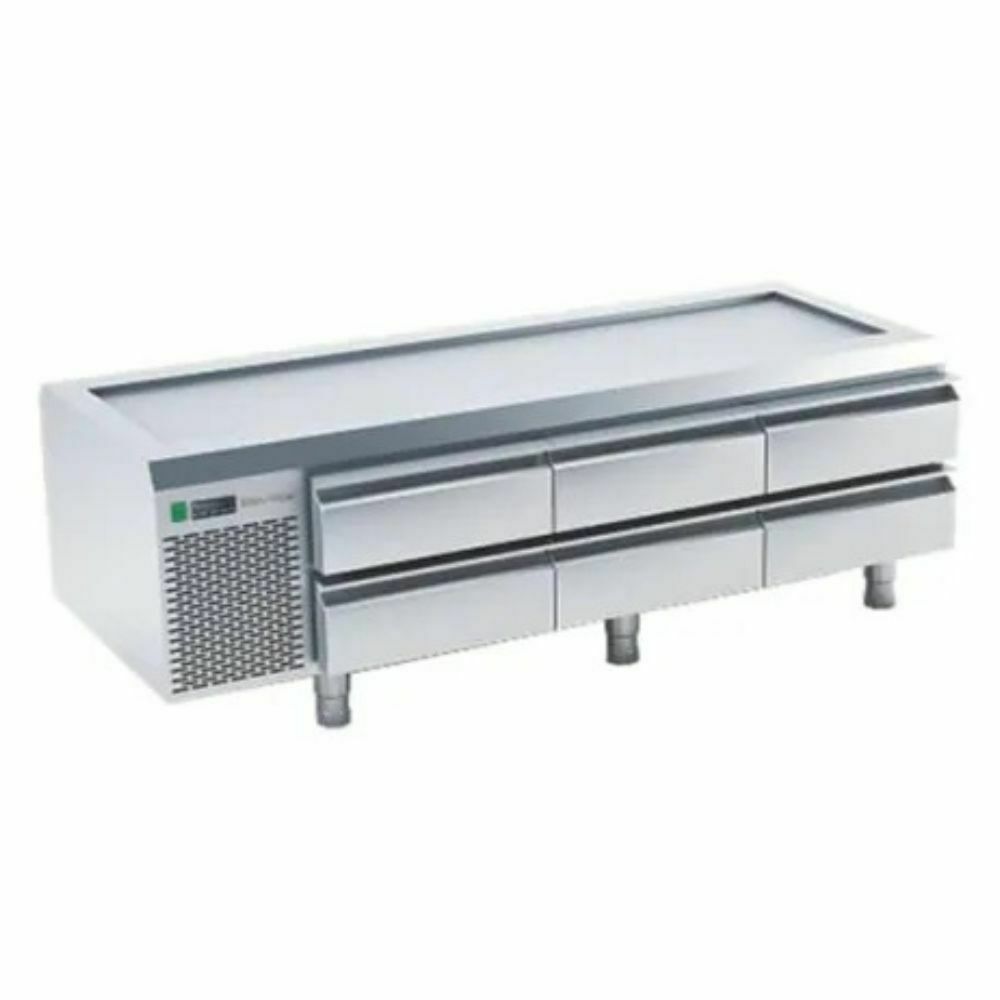 Podstawa chłodnicza o wym. 1600x666x620 mm | Dora Metal DM-94703
