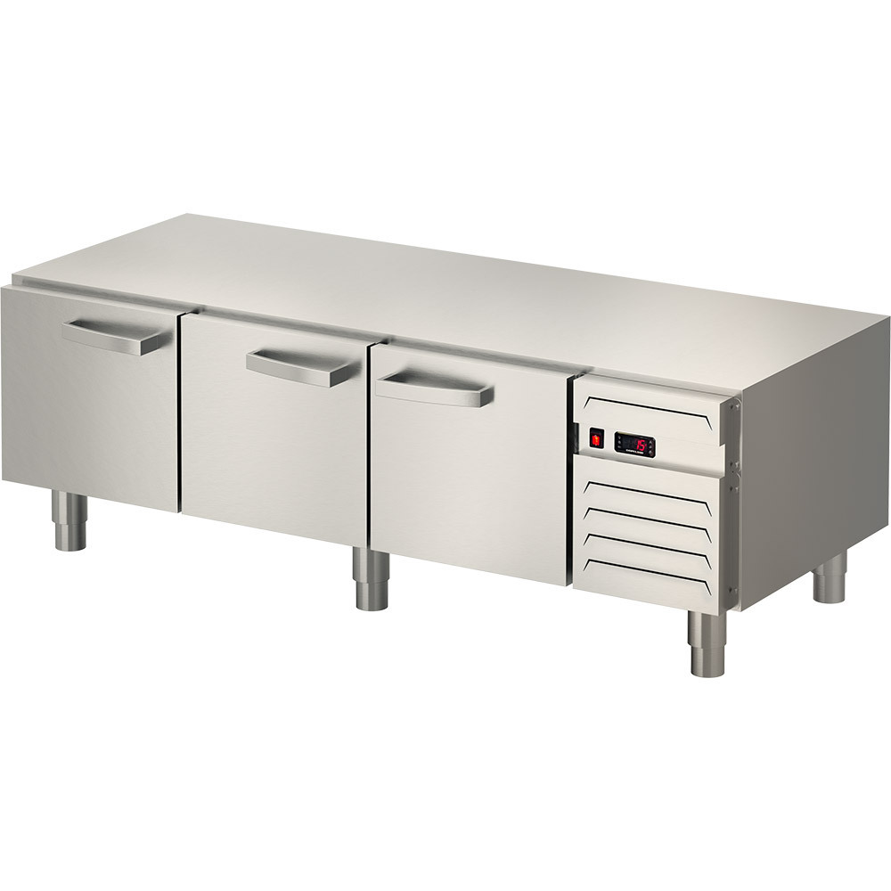 Podstawa chłodnicza linia "700" 1600x650x600 mm 3 drzwiowa GN 1/1 | Stalgast 887037