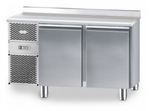 Stół mroźniczy bez blatu o wym. 1325x700x810 mm | Dora Metal DM-95002.0.0 Z